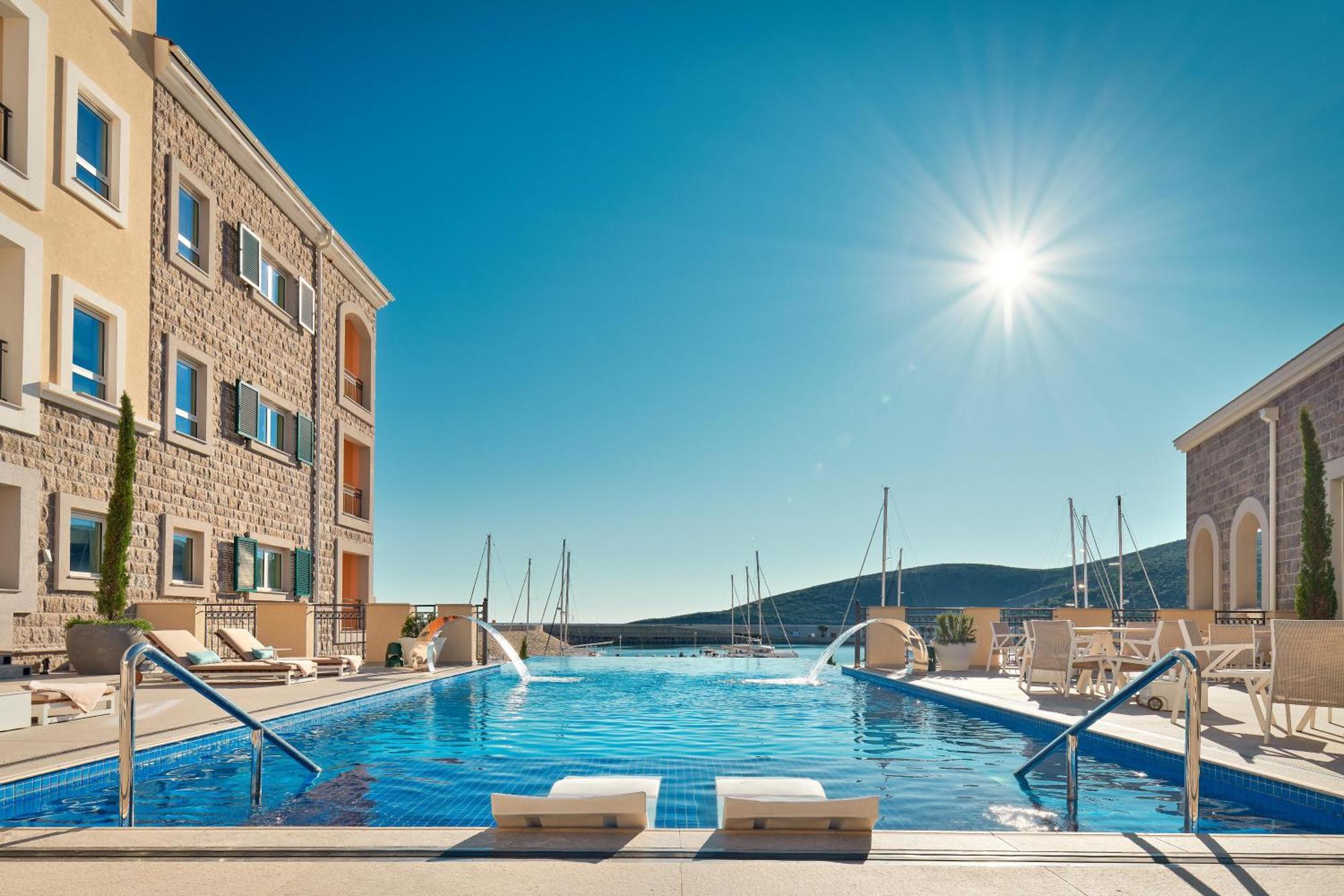 The Chedi Lustica Bay Hotel Tivat Exterior photo