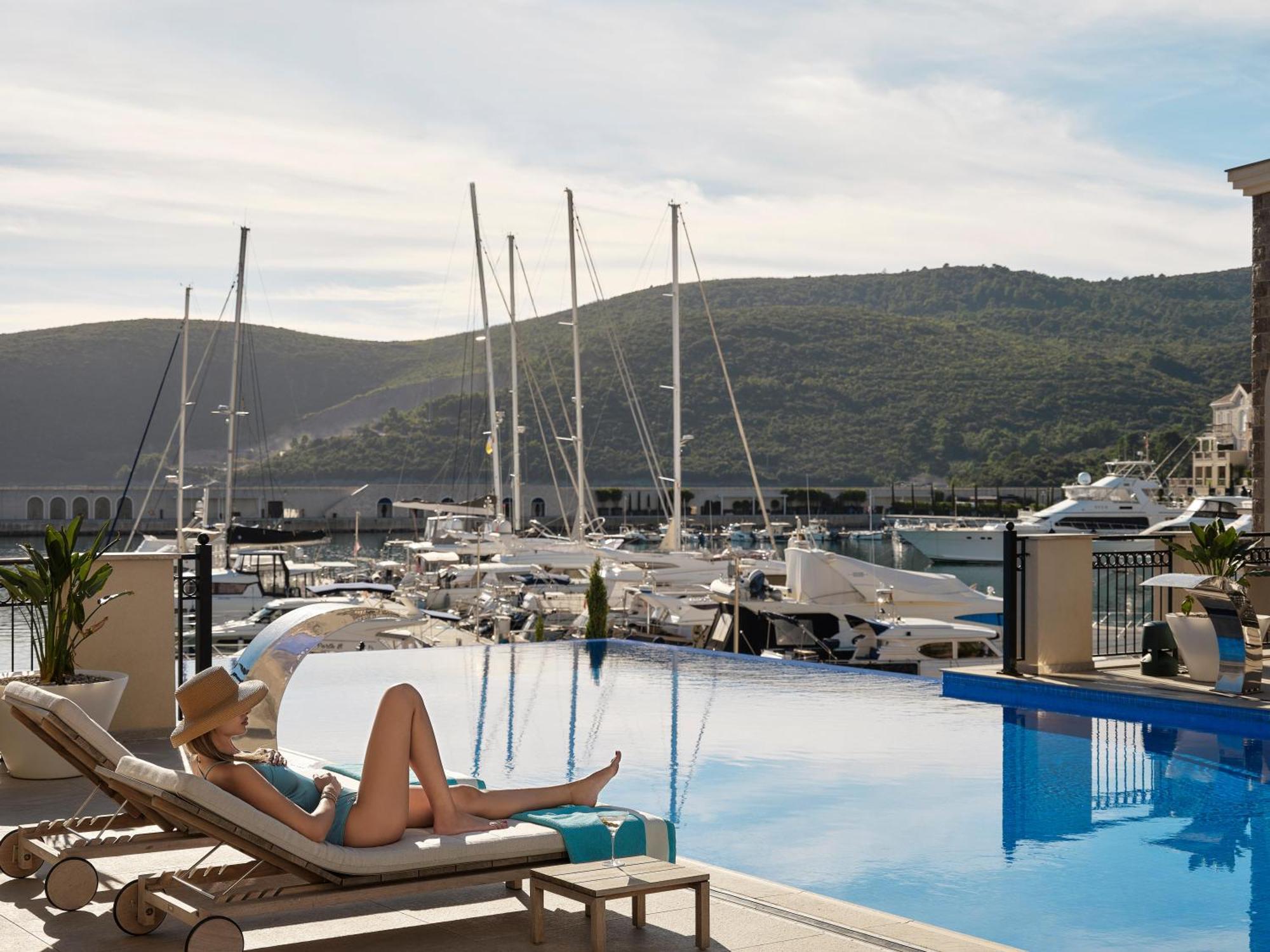 The Chedi Lustica Bay Hotel Tivat Exterior photo